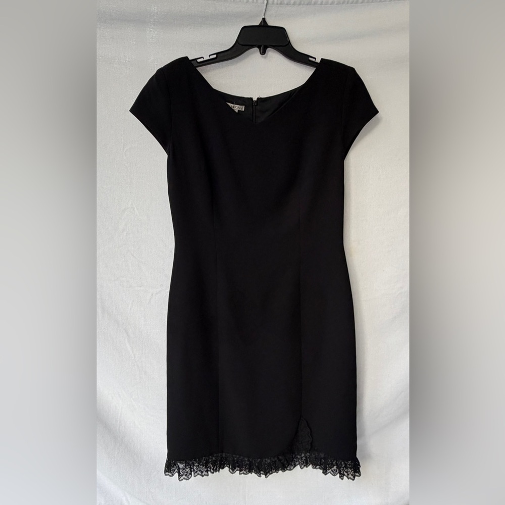 Maggy London Black Lace Hem Dress 10